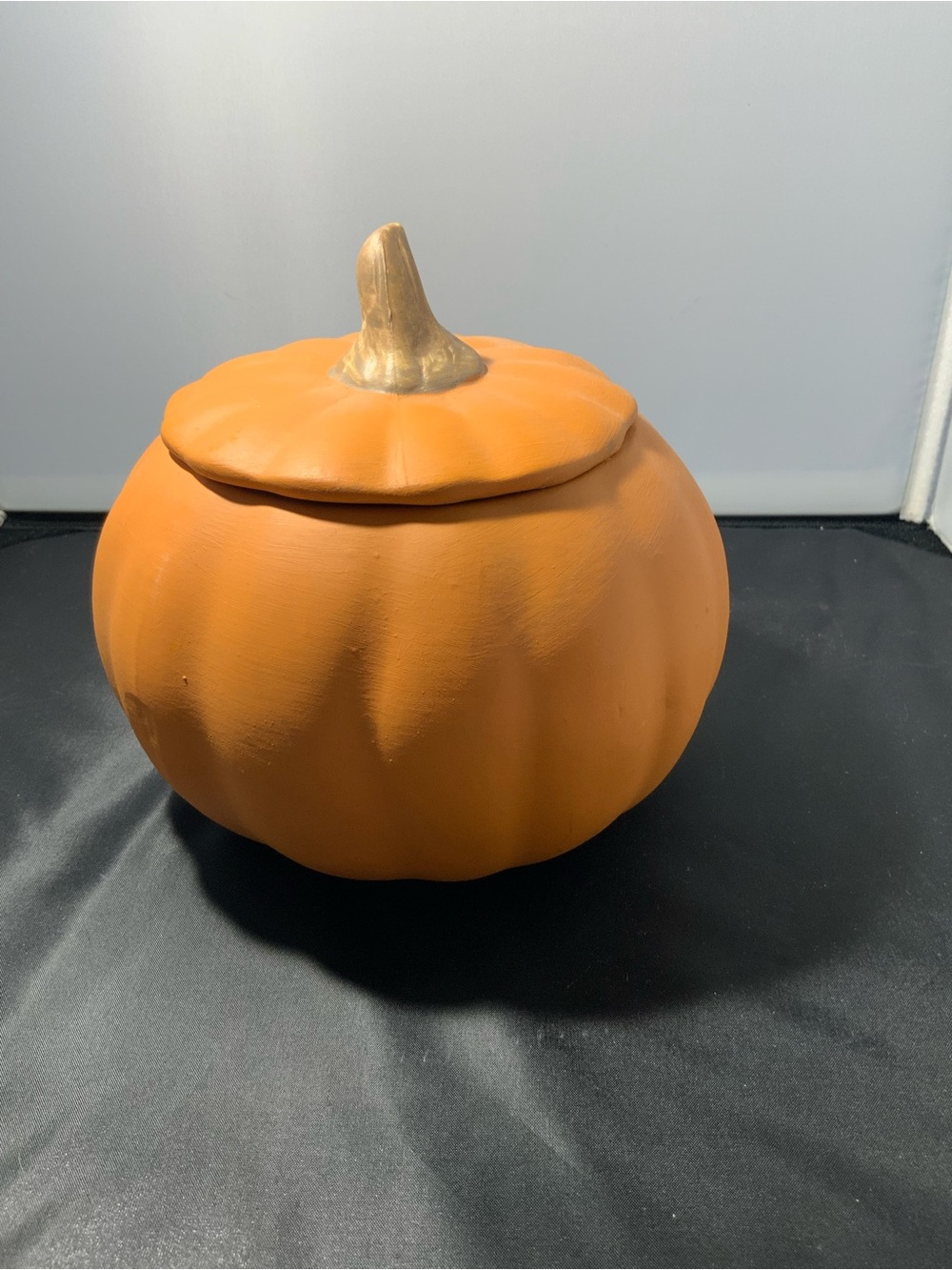 Teleflora Ceramic Pumpkin Floral/Candy Dish/Cookie Jar Fall Harvest Halloween